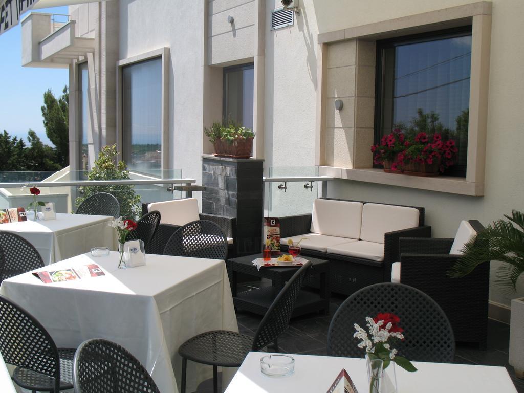 Vittoria Hotel
